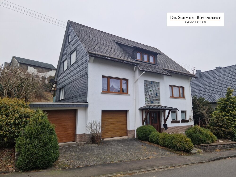 Einfamilienhaus zum Kauf 215.000 € 7 Zimmer 185 m²<br/>Wohnfläche 512 m²<br/>Grundstück Weitefeld 57586