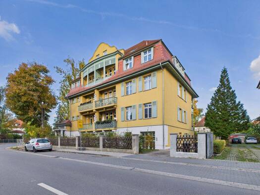 Wohnung zum Kauf 295.000 € 2 Zimmer 84,3 m² EG frei ab sofort Friedrich-Ebert-Straße 23 Markkleeberg 04416