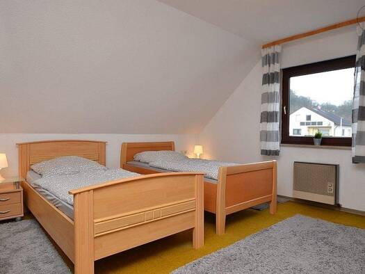 Studio zur Miete auf Zeit 395 € 1 Zimmer 15 m² frei ab 01.05.2026 Roßbrunn Rossbrunn 97297