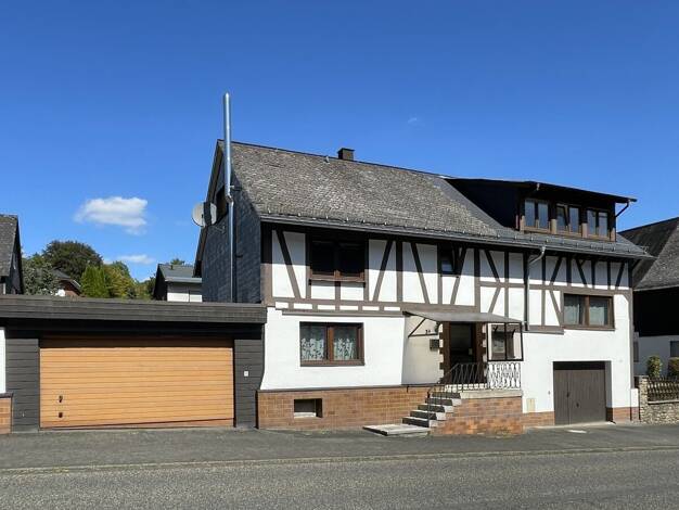 Einfamilienhaus zum Kauf 199.000 € 7 Zimmer 145 m² 351 m² Grundstück Langenaubach Haiger 35708