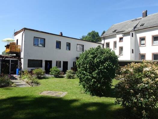 Mehrfamilienhaus zum Kauf als Kapitalanlage geeignet 289.000 € 12 Zimmer 303 m² 1.200 m² Grundstück Harthau Chemnitz 09123