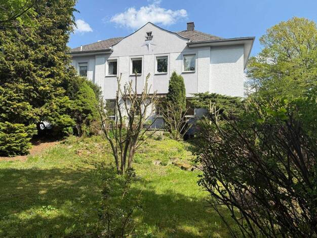 Mehrfamilienhaus zum Kauf 10 Zimmer 327 m² 2.139 m² Grundstück Innenstadt Hof 95028