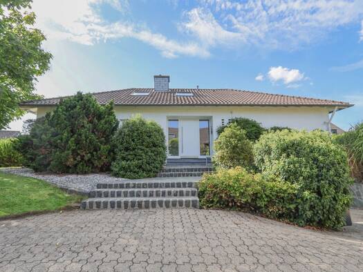 Bungalow zum Kauf 749.000 € 5 Zimmer 204 m² 978 m² Grundstück Pesch Korschenbroich 41352