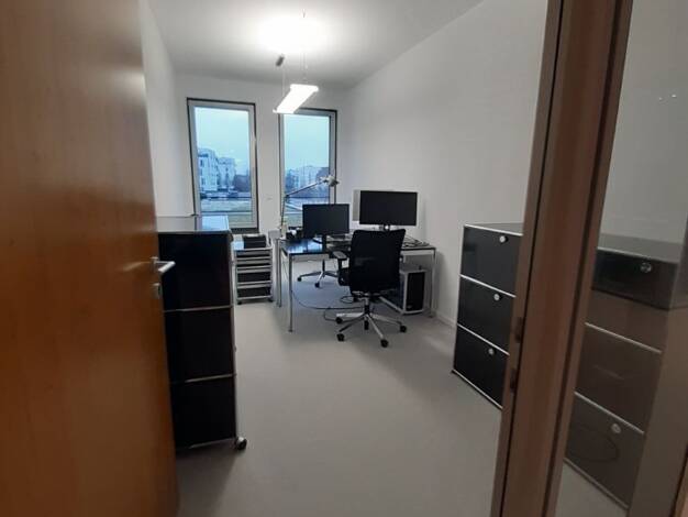 Bürofläche zur Miete provisionsfrei 350 € 4 m² Bürofläche Hedderichstraße Sachsenhausen Süd 60594