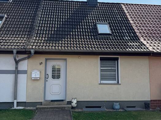 Reihenmittelhaus zum Kauf 149.000 € 3 Zimmer 80 m² 400 m² Grundstück Hillersleben Westheide 39343