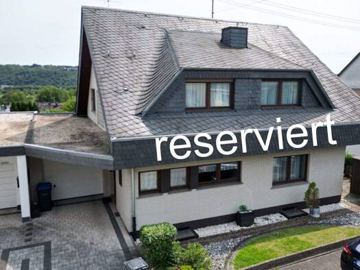 Einfamilienhaus zum Kauf 9 Zimmer 215 m² 614 m² Grundstück Auf Sperbel 7 Zewen Trier 54294