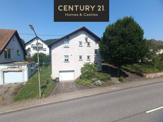 Einfamilienhaus zum Kauf 8 Zimmer 213 m² 535 m² Grundstück frei ab sofort Hirstein Namborn - Hirstein 66640