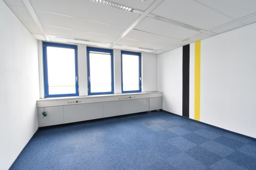 Bürofläche zur Miete 11,30 € 3 Zimmer 107,7 m²<br/>Bürofläche Wiener Neudorf 2351