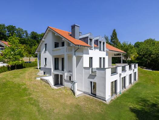 Haus zum Kauf 1.950.000 € 8 Zimmer 442 m² 1.373 m² Grundstück Aystetten 86482