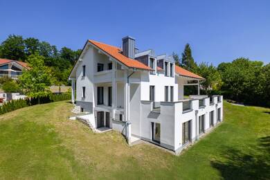 Haus zum Kauf provisionsfrei 1.950.000 € 8 Zimmer 442 m² 1.373 m² Grundstück Aystetten 86482