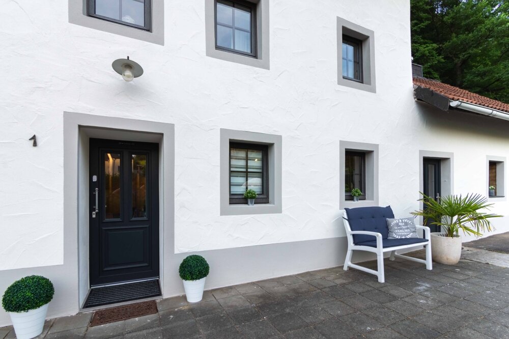 Einfamilienhaus zum Kauf 325.000 € 5 Zimmer 132 m²<br/>Wohnfläche 2.422 m²<br/>Grundstück Zweifelscheid 54673