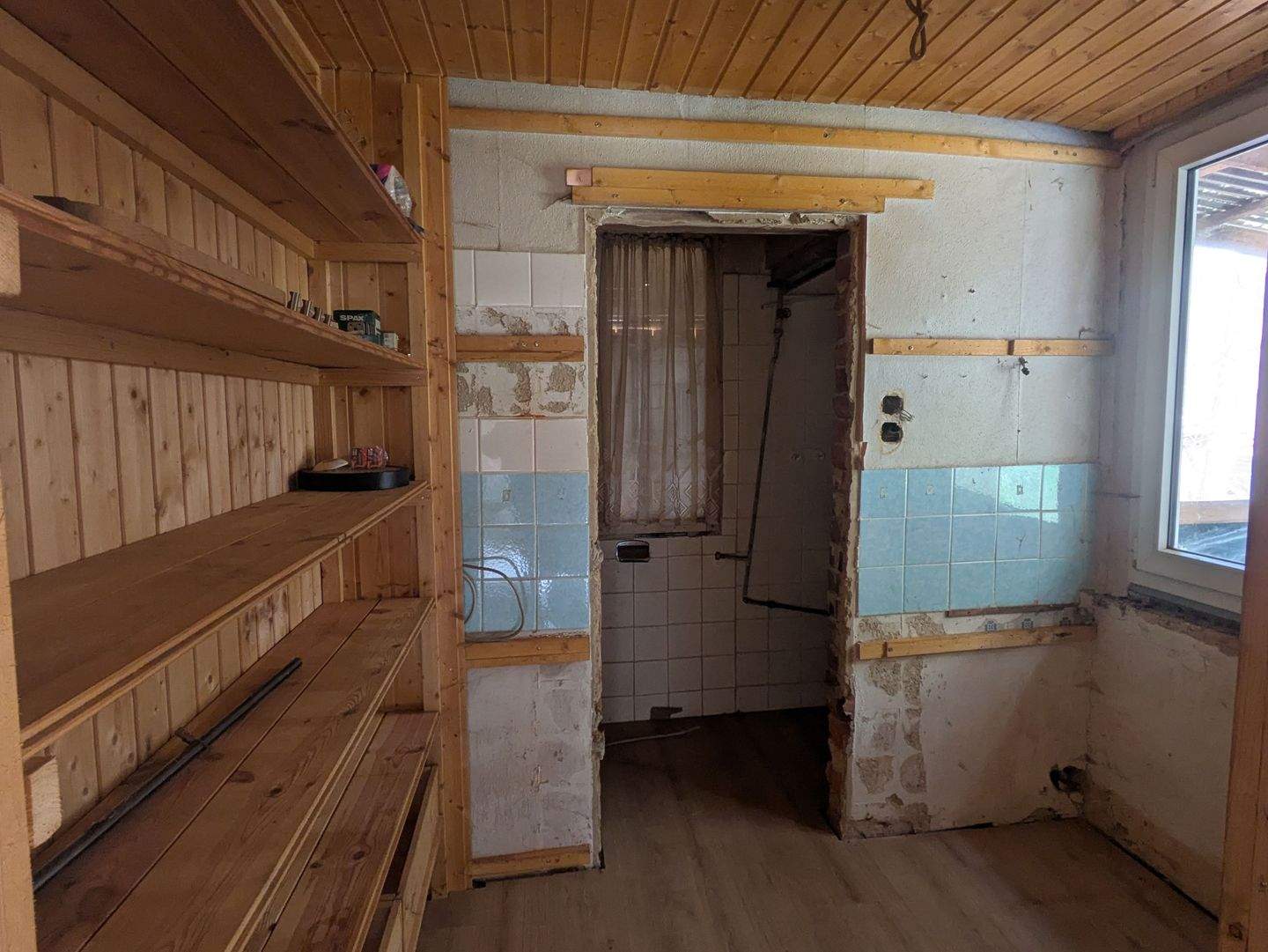 Immobilie in Kemberg - Provisionsfrei! Wochenendgrundstück im Wald mit Bungalow – nahe Friedrichsee - Bild 2