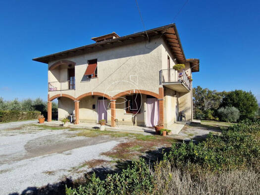Einfamilienhaus zum Kauf 860.000 € 8 Zimmer 299 m² 55.000 m² Grundstück Montepulciano