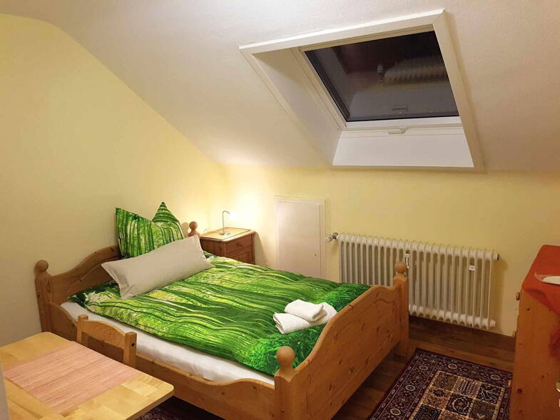 Wohnung zur Miete 400 € 1 Zimmer 14 m² 3. Geschoss frei ab sofort Eyachstr. 40, Sindelfingen Ost Sindelfingen 71065