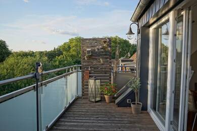 Wohnung zum Kauf provisionsfrei 359.000 € 4 Zimmer 96 m² Geschoss 3/3 Henricistr. 1 b Bergerhausen Essen 45136