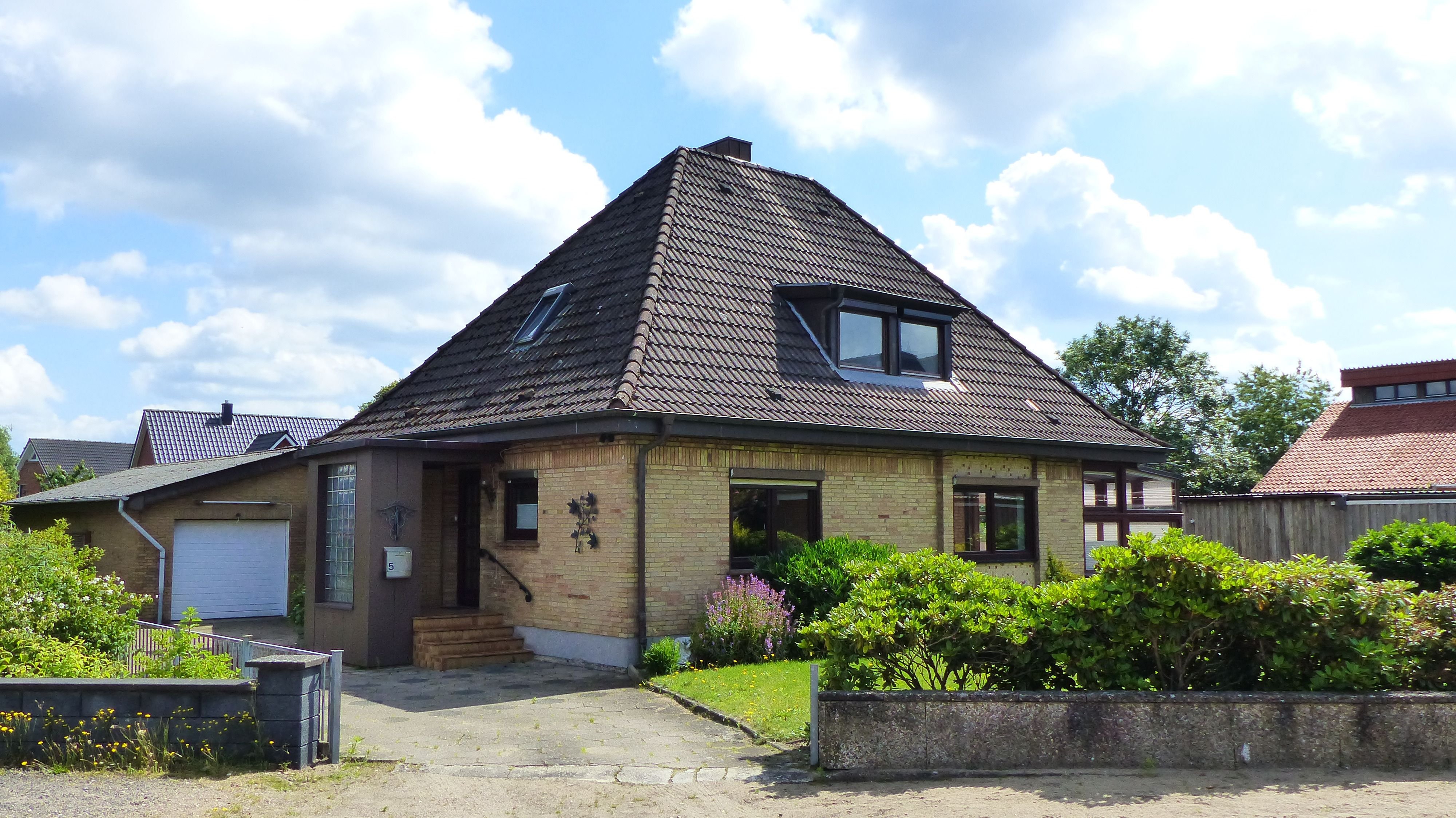 Einfamilienhaus zum Kauf 269.000 € 4 Zimmer 120 m²<br/>Wohnfläche 900 m²<br/>Grundstück ab sofort<br/>Verfügbarkeit Fockbek 24787