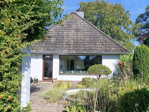 Einfamilienhaus zum Kauf 499.000 € 3,5 Zimmer 102 m² 802 m² Grundstück Barsbüttel Barsbüttel 22885