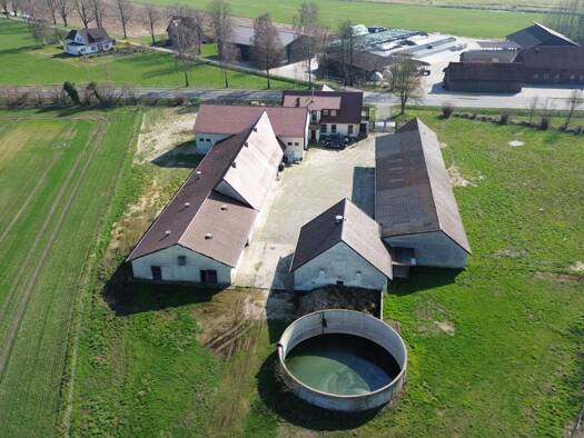 Bauernhaus zum Kauf 395.000 € 9 Zimmer 285 m² 10.258 m² Grundstück Siedenburg Siedenburg 27254