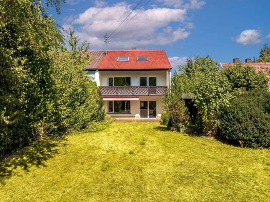 Doppelhaushälfte zum Kauf 1.350.000 € 6 Zimmer 194 m² 561 m² Grundstück frei ab sofort Bergstraße 8 Ismaning Ismaning 85737