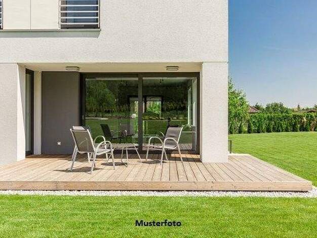 Einfamilienhaus zum Kauf 41.000 € 5 Zimmer 117 m² 575 m² Grundstück Hirschfeld Steinbach am Wald 96361