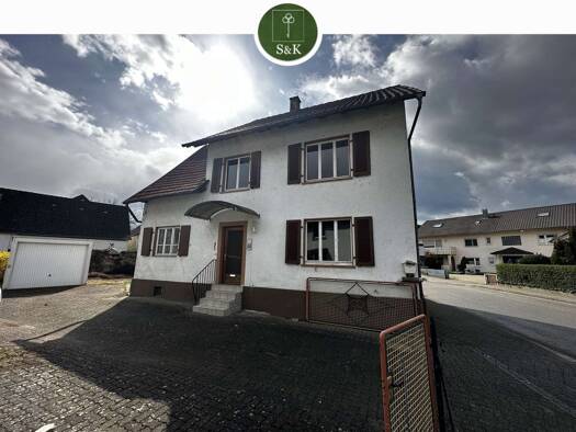 Einfamilienhaus zum Kauf 190.000 € 5 Zimmer 180 m² 417 m² Grundstück Wagshurst Achern 77855