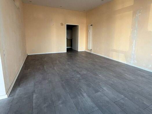 Verkaufsfläche zur Miete 650 € 2 Zimmer 32 m² Verkaufsfläche Ingolstadt 85053