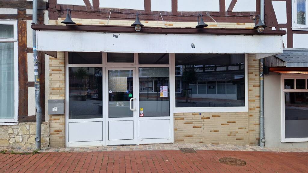 Laden zur Miete provisionsfrei 250 € 1 Zimmer 32 m² Verkaufsfläche Schöningen 38364