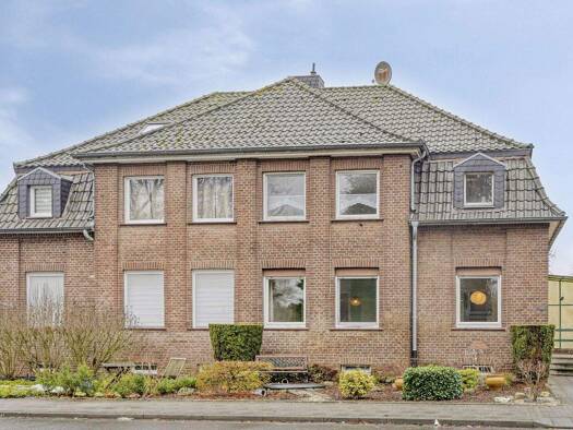 Doppelhaushälfte zum Kauf 189.000 € 3 Zimmer 101 m² 260 m² Grundstück Goch 47574