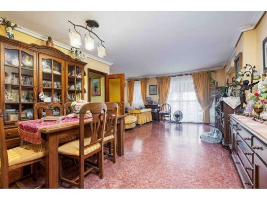Wohnung zum Kauf 273.000 € 3 Zimmer 116 m² 1. Geschoss >Urbanización Sector Triángulo > Dos Hermanas 41089