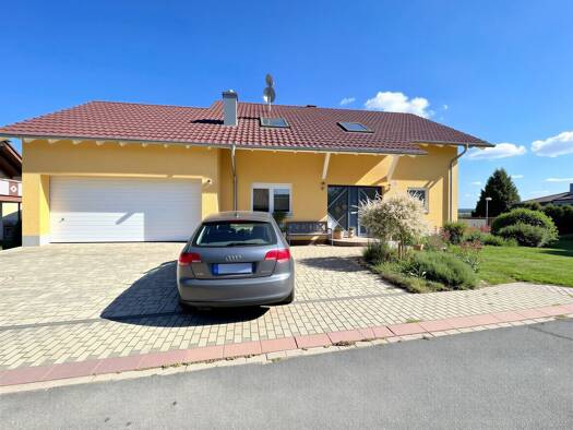 Haus zum Kauf 459.900 € 9 Zimmer 252 m² 858 m² Grundstück Waldstetten Höpfingen 74746