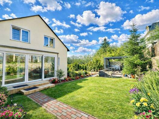 Haus zum Kauf 645.000 € 1 Zimmer 550 m² Grundstück Radebeul 01445