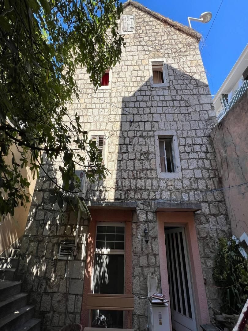 Haus zum Kauf 250.000 € 3 Zimmer 115 m²<br/>Wohnfläche Makarska