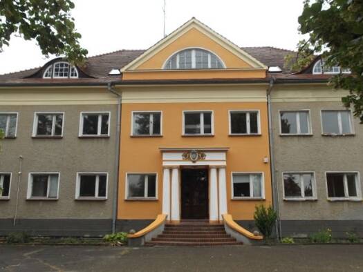 Atelier zur Miete provisionsfrei 1.450 € 4 Zimmer 123 m² Bürofläche Ernst-Thälmann-Straße 14 Seelow Seelow 15306