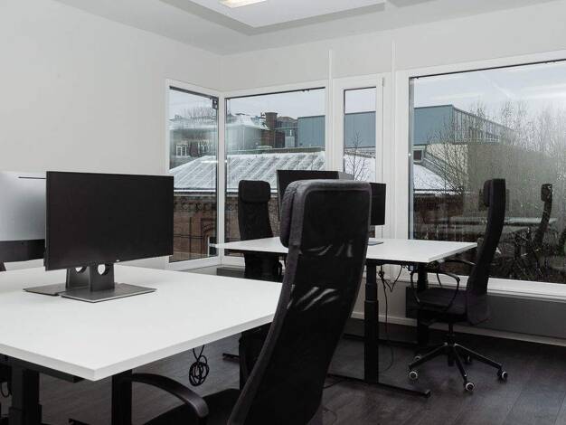 Bürofläche zur Miete provisionsfrei 1.200 € 32 m² Bürofläche Flora-Neumann-Straße St. Pauli Hamburg 20357