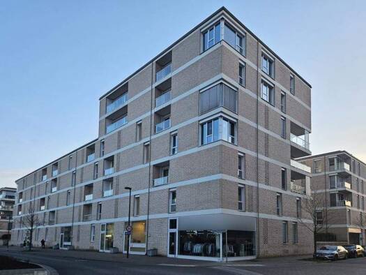 Bürofläche zur Miete 12 € 227,4 m² Bürofläche teilbar ab 98,9 m² Handelshäfen Bremen 28217