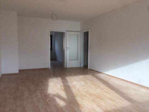 Wohnung zur Miete 575 € 3 Zimmer 70 m² Geschoss 1/4 frei ab 01.09.2026 St Johann Mitte 66111