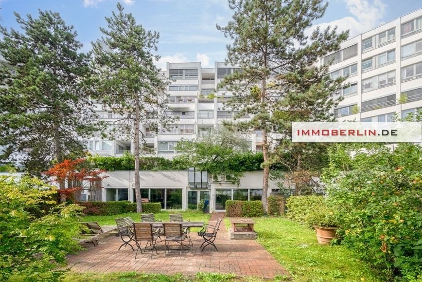 Wohnung zum Kauf 399.000 € 2 Zimmer 43 m²<br/>Wohnfläche ab sofort<br/>Verfügbarkeit Tiergarten Berlin 10787