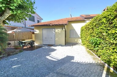 Doppelhaushälfte zum Kauf 850.000 € 5 Zimmer Forte dei Marmi 55042