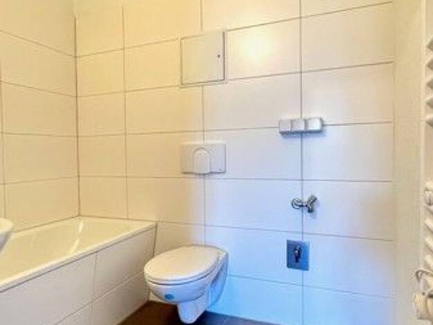 Wohnung zur Miete 537 € 3 Zimmer 64,3 m² 4. Geschoss frei ab 31.08.2026 Boxberger Straße 14 Prohlis-Süd Ortsamtsbereich Prohlis 01239