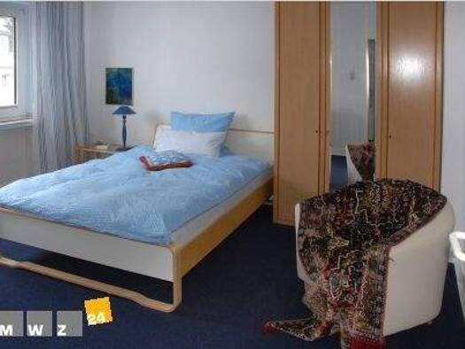 Wohnung zur Miete Wohnen auf Zeit 860 € 1,5 Zimmer 30 m² frei ab 01.04.2026 Siegfriedstr. Oberkassel Düsseldorf 40549