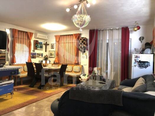 Einfamilienhaus zum Kauf 600.000 € 5 Zimmer 240 m² Fažana 52212