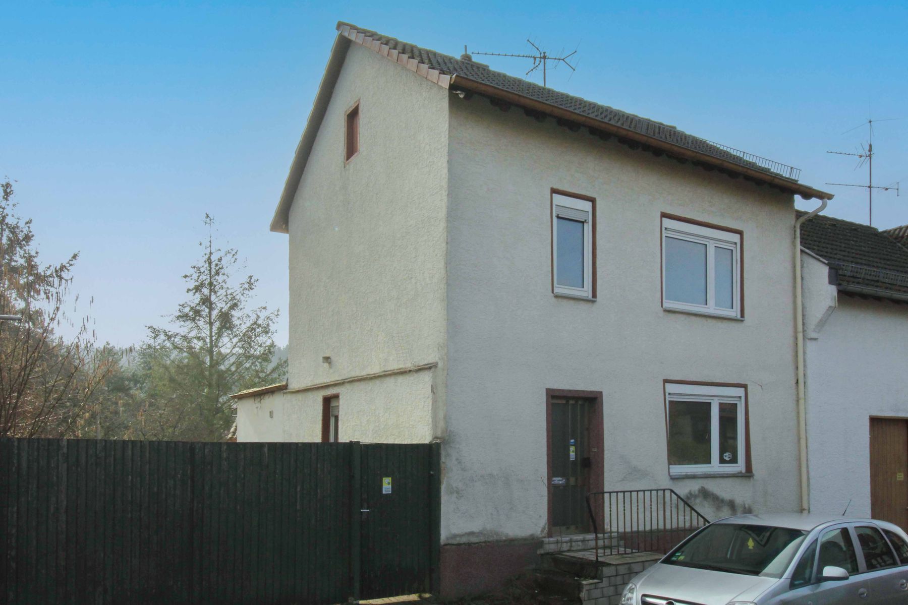 Einfamilienhaus zum Kauf 199.000 € 3 Zimmer 93,4 m²<br/>Wohnfläche 947 m²<br/>Grundstück Wallbach Hünstetten 65510