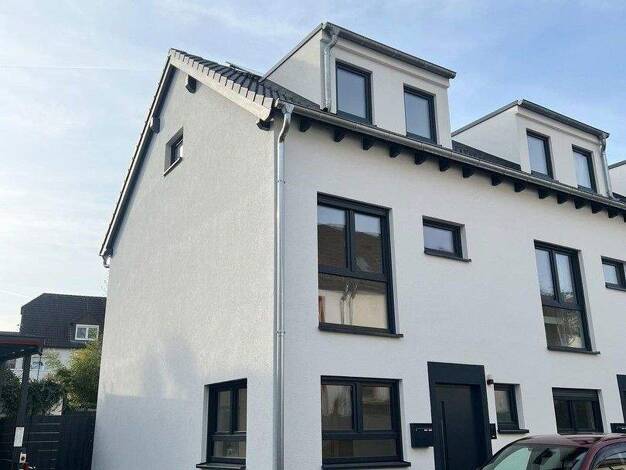 Reihenmittelhaus zum Kauf - Erstbezug provisionsfrei 720.000 € 5 Zimmer 109,3 m² 56,4 m² Grundstück Neideckerstraße 4 Weisenau Mainz 55130