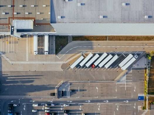 Logistikzentrum zum Kauf als Kapitalanlage geeignet 43.000 m² 65.000 m² Grundstück Kirchbauna Baunatal 34225