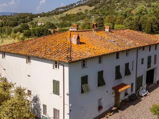 Haus zum Kauf 1.500.000 € 984 m² Capannori 55012