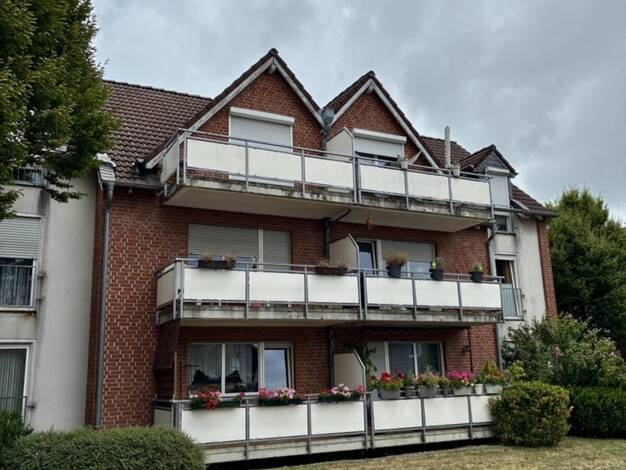 Wohnung zur Miete nur mit Wohnberechtigungsschein 346 € 2,5 Zimmer 59,4 m² 1. Geschoss frei ab 01.10.2025 Hattropstraße 5 Meerbeck Moers 47443