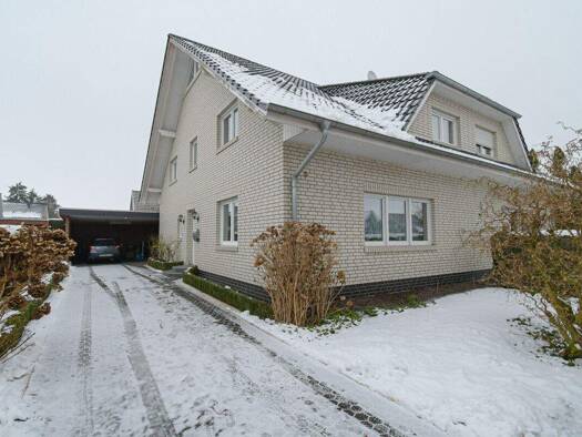 Doppelhaushälfte zum Kauf 259.000 € 6 Zimmer 145 m² 513 m² Grundstück Edewechterdamm Friesoythe / Edewechterdamm 26169