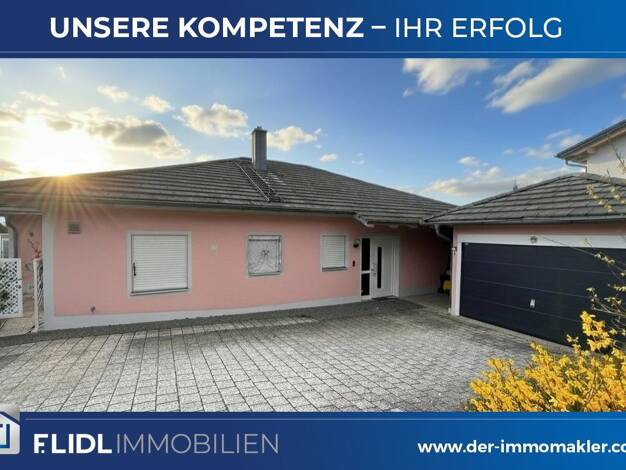 Bungalow zum Kauf 359.000 € 3 Zimmer 130 m² 700 m² Grundstück Aidenbach Aidenbach 94501