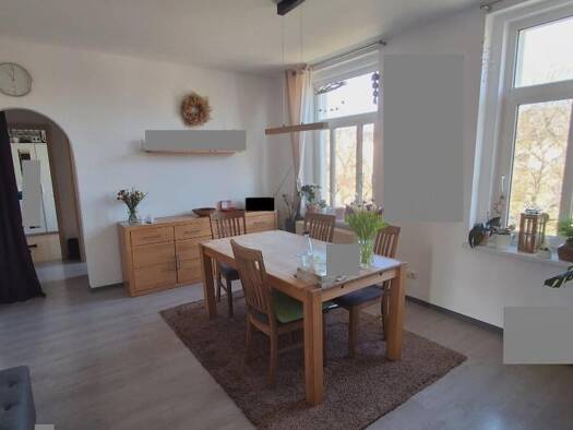 Wohnung zum Kauf 75.000 € 4 Zimmer 94 m² Haselbrunn Plauen 08525