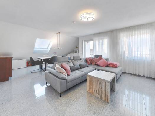 Maisonette zum Kauf 349.000 € 4,5 Zimmer 93,6 m² 3. Geschoss Gemmrigheim 74376